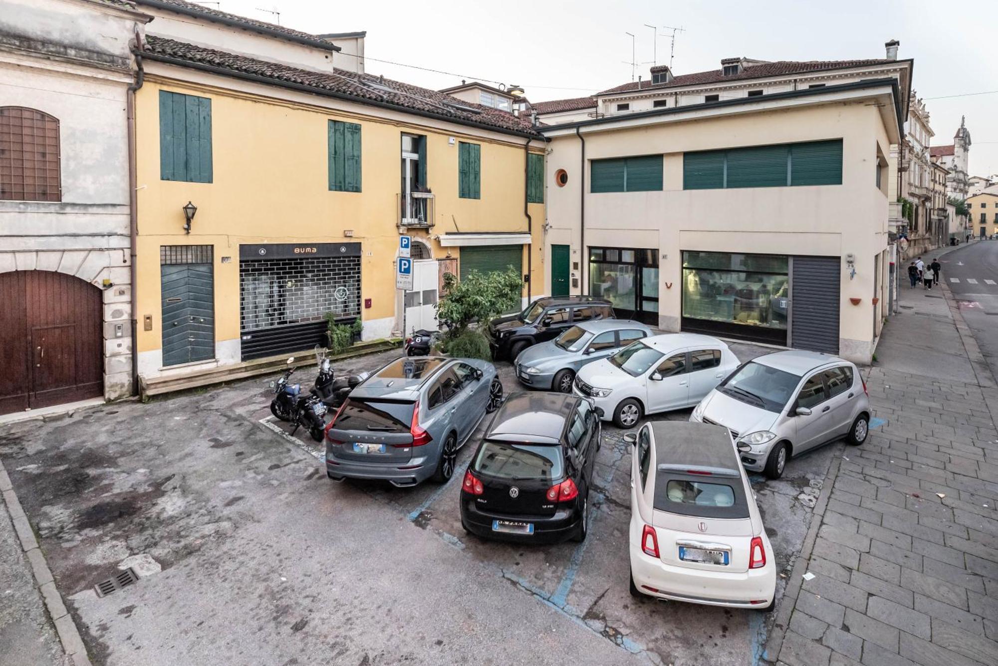 Ca' San Marco - Residenza Moderna A Due Passi Della Basilica Apartment Vicenza Exterior photo